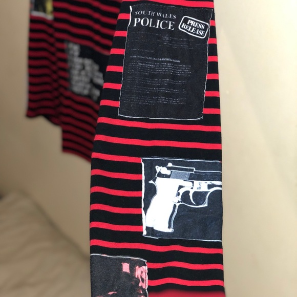 (1 of 1 Boutique Piece) Red And Black Turtle Neck - Picture 3 of 3